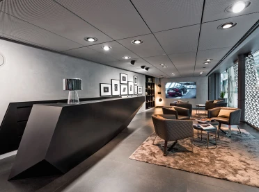 Audi City Paris Car Showrooms innen