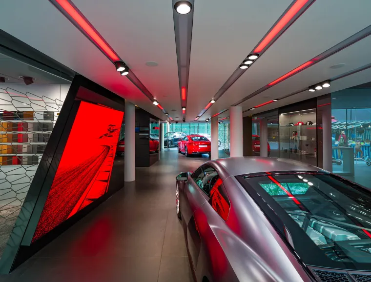 concept development - realization of a car showroom - Audi City Paris - car showroom area overview