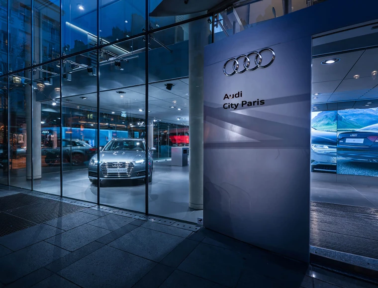 concept development - realization of a car showroom - Audi City Paris - facade view from outside - by night