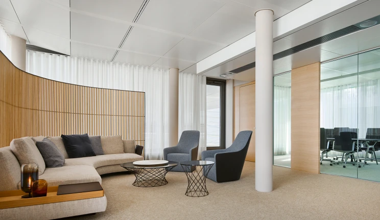 2488p23_lbbw__web_03