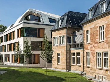 Office building - new construction - according to DGNB Platinum certification - backyard