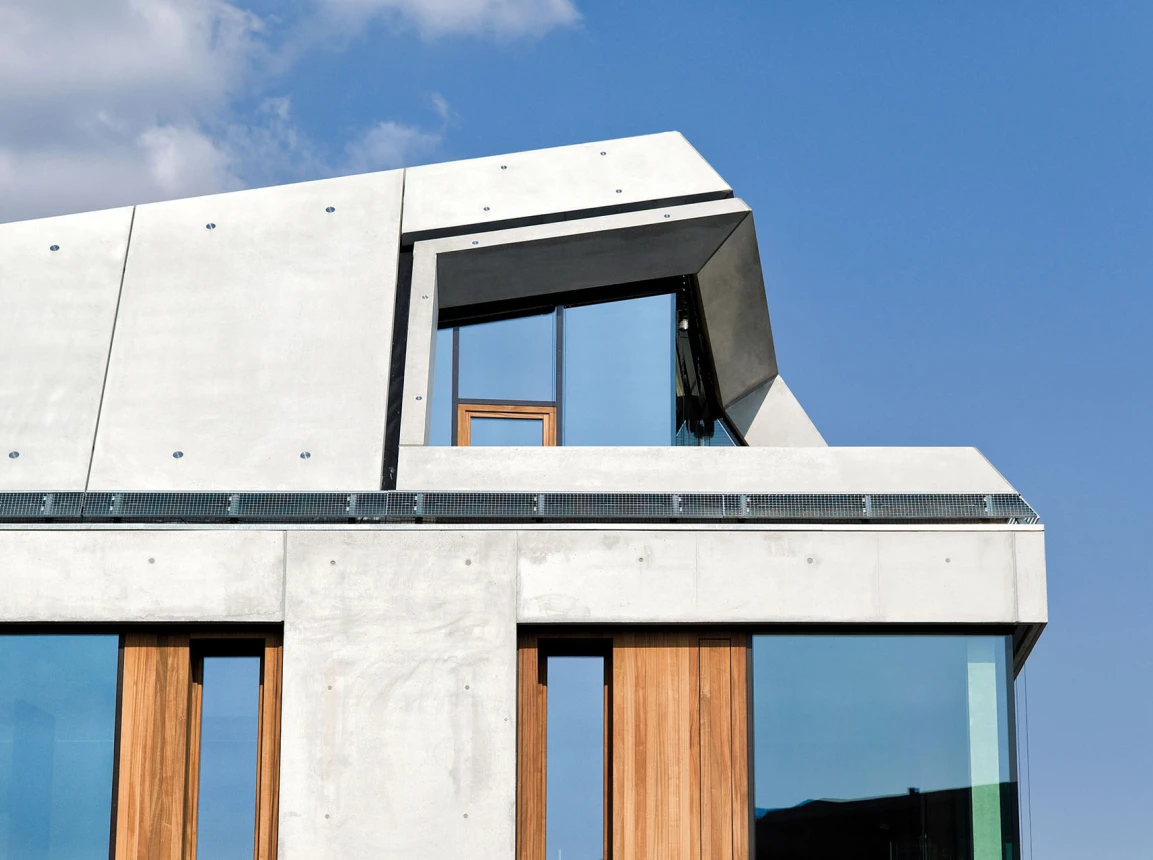 Office building - new construction - according to DGNB Platinum certification - detail last floor