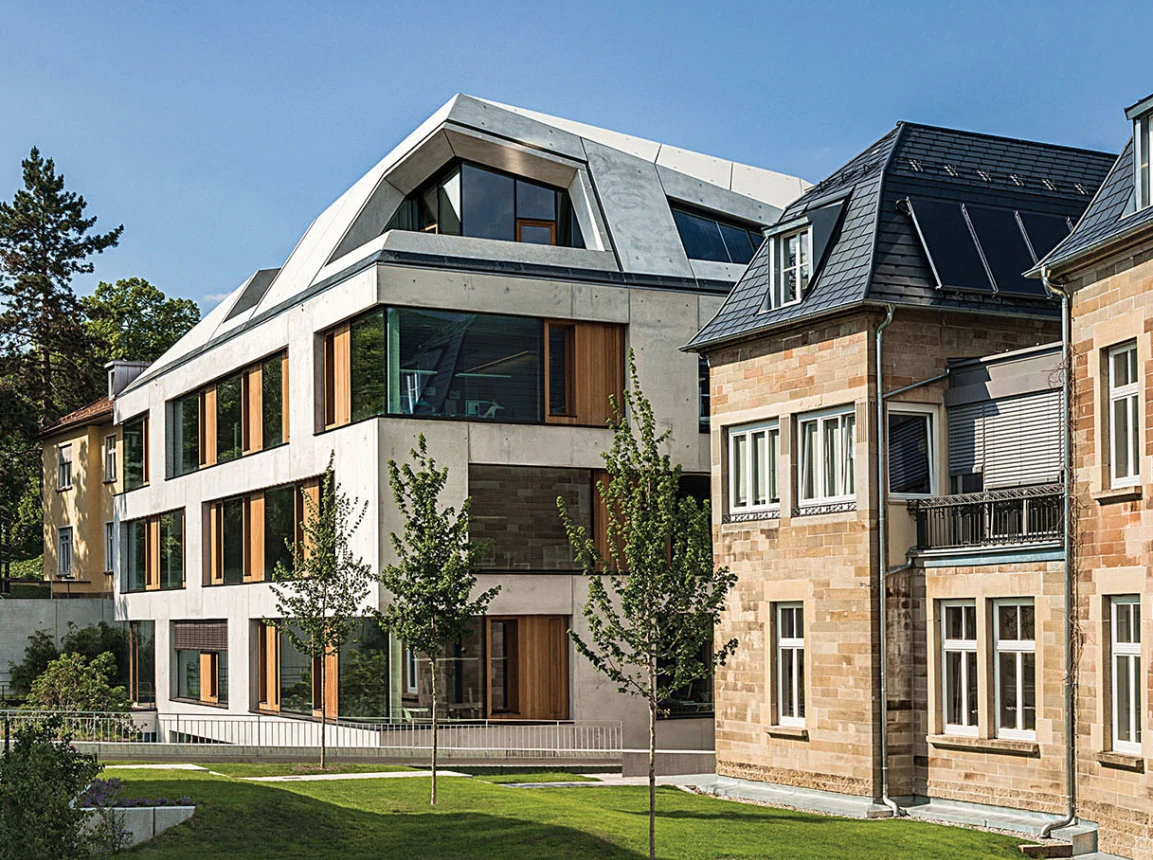 Office building - new construction - according to DGNB Platinum certification - view of the backyard