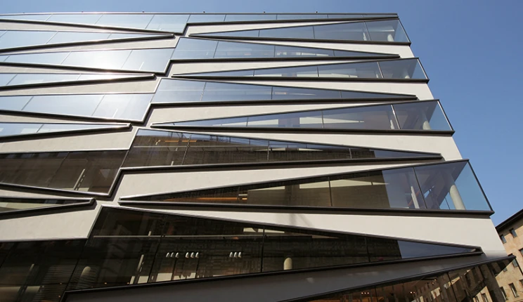 accessories store - New construction - engelhorn - engelhorn acc/es Mannheim - low angle view on facade from outside - diagonal floor connection