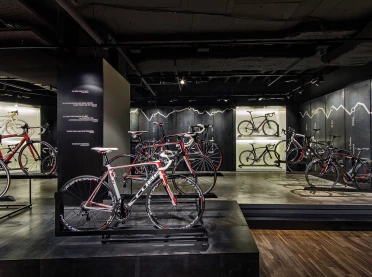 sports store - reconstruction and expansion - engelhorn sports Mannheim - bike area