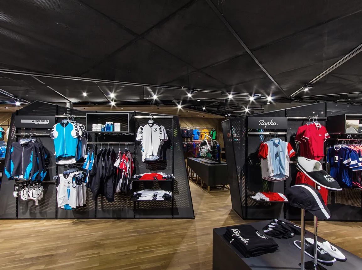 sports store - reconstruction and expansion - engelhorn sports Mannheim - clothing storage