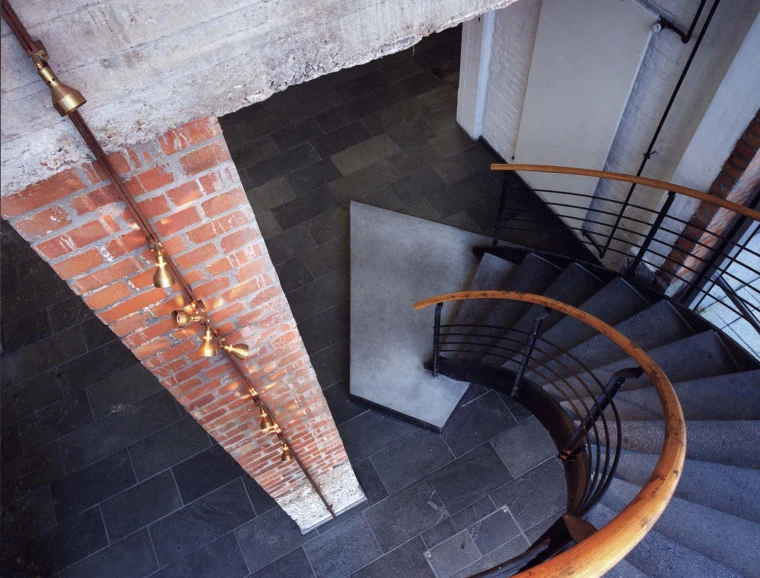 service centre and academy of public administration - Revitalisation and conversion - Work centre Weststadt Ludwigsburg - indoor stair and details