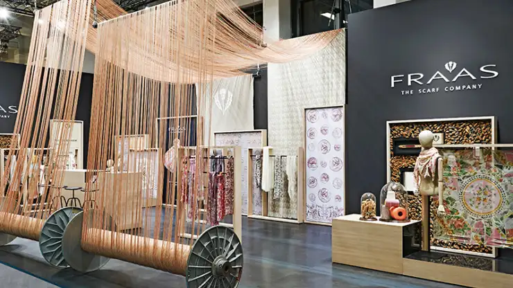 Fair booth - Concept and realization - Fraas Berlin - scarf company - decorative arrangement