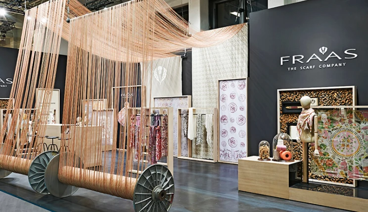 Fair booth - Concept and realization - Fraas Berlin - scarf company - decorative arrangement