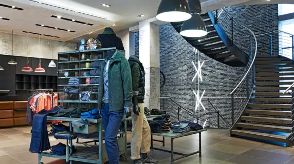 young men's fashion store - Kaiser S1 Freiburg - shop overview - stair