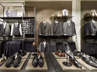 branch concept - Kastner & Öhler Ried/I. - exclusive clothing - suits