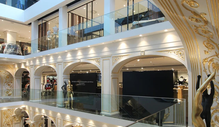 fashion department store - Redesign and new conception - expansion of retail floor space - Kastner & Öhler Graz - view into atrium - gold stucco - elegant details