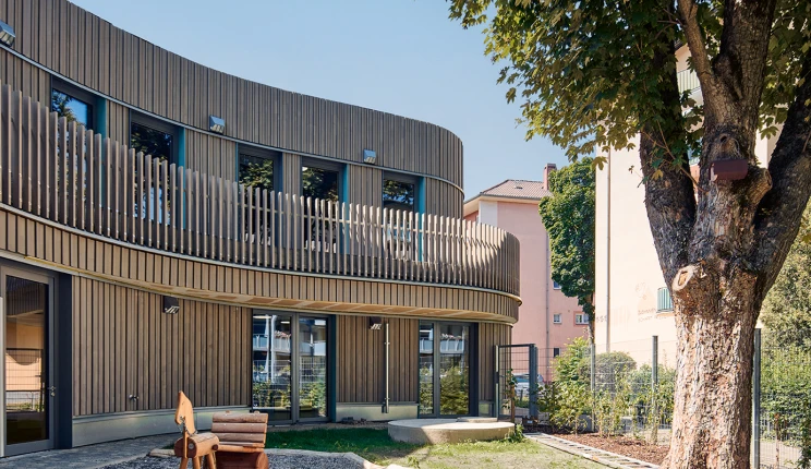 2297p21_kita_slider_03