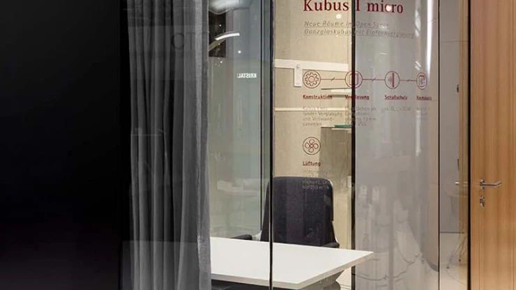 office system - room-in-room - Kubus I micro - view from outside - glass edge window