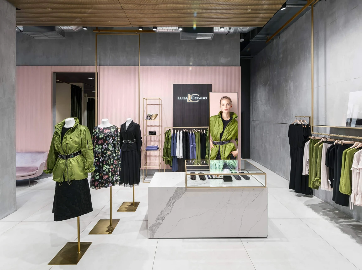 Flagship store - design and complete outfitting - Luisa Cerano Düsseldorf - view to the fitting area
