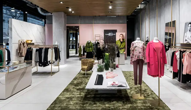 Flagship store - design and complete outfitting - Luisa Cerano Düsseldorf - overview