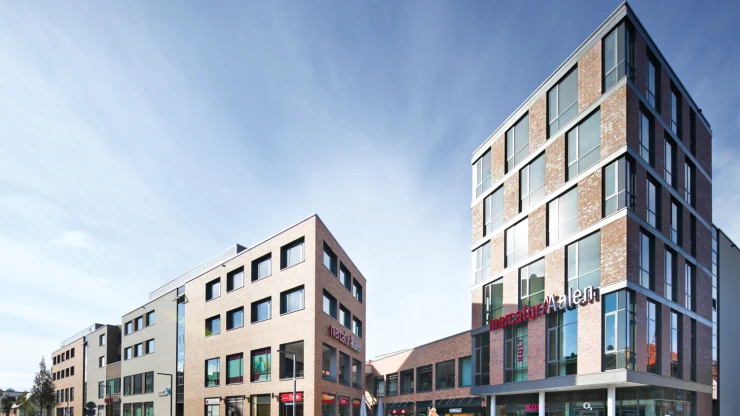 Design - permit approval planning - inner-city quarter - mercatura Aalen - areal overview - brick facades