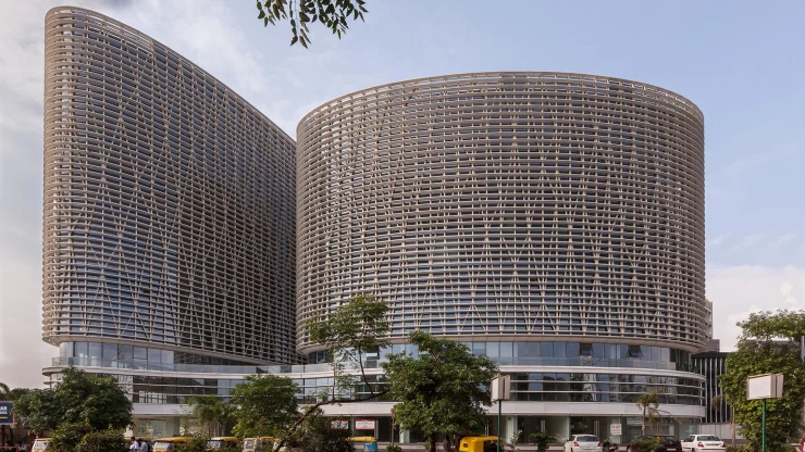 mixed-used building complex - urban and architectural conception - Mondeal Square Ahmedabad - two buildings