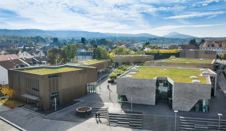 Outletcity - construction and conversion of an existing building - overview of the building composition