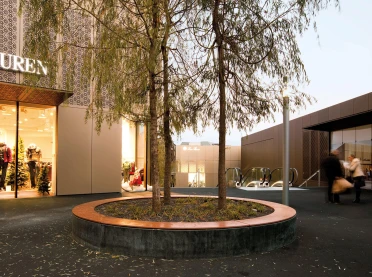 Outletcity Einkauf Metzingen Fassade