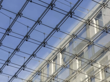 new construction - mixed used quarter - shopping gallery - restaurants - apartments - hotel - wellness and health facilities - offices - underground parking - Q 6 Q 7 Mannheim - Q6Q7 - outside facade structure - detail - glass roof construction