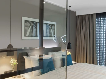 hotel - four star superior - new construction - Radisson Blu Mannheim - Q6Q7 - hotel room - bed