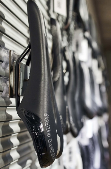 bike shop - flagship store - new construction and reconstruction - Rose Biketown Bocholt - saddle display closeup