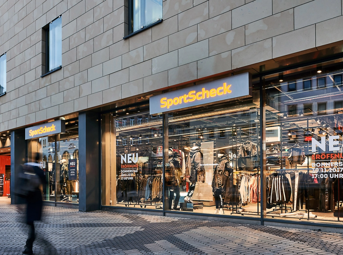 sports store - interior redesign - SportScheck Nuremberg - view on facade from outside