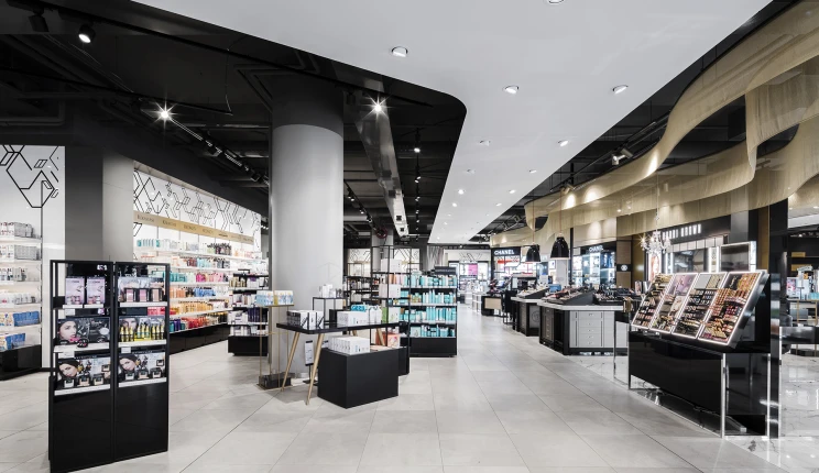 department store - new design - Stockmann Tapiola - beauty department - inside overview - entrance area